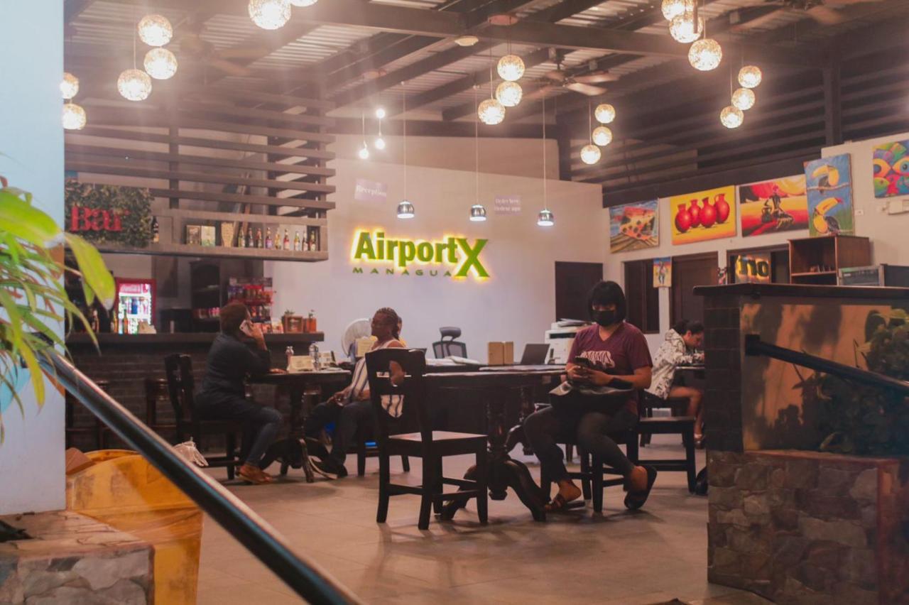 Airport X Managua Hotel Buitenkant foto