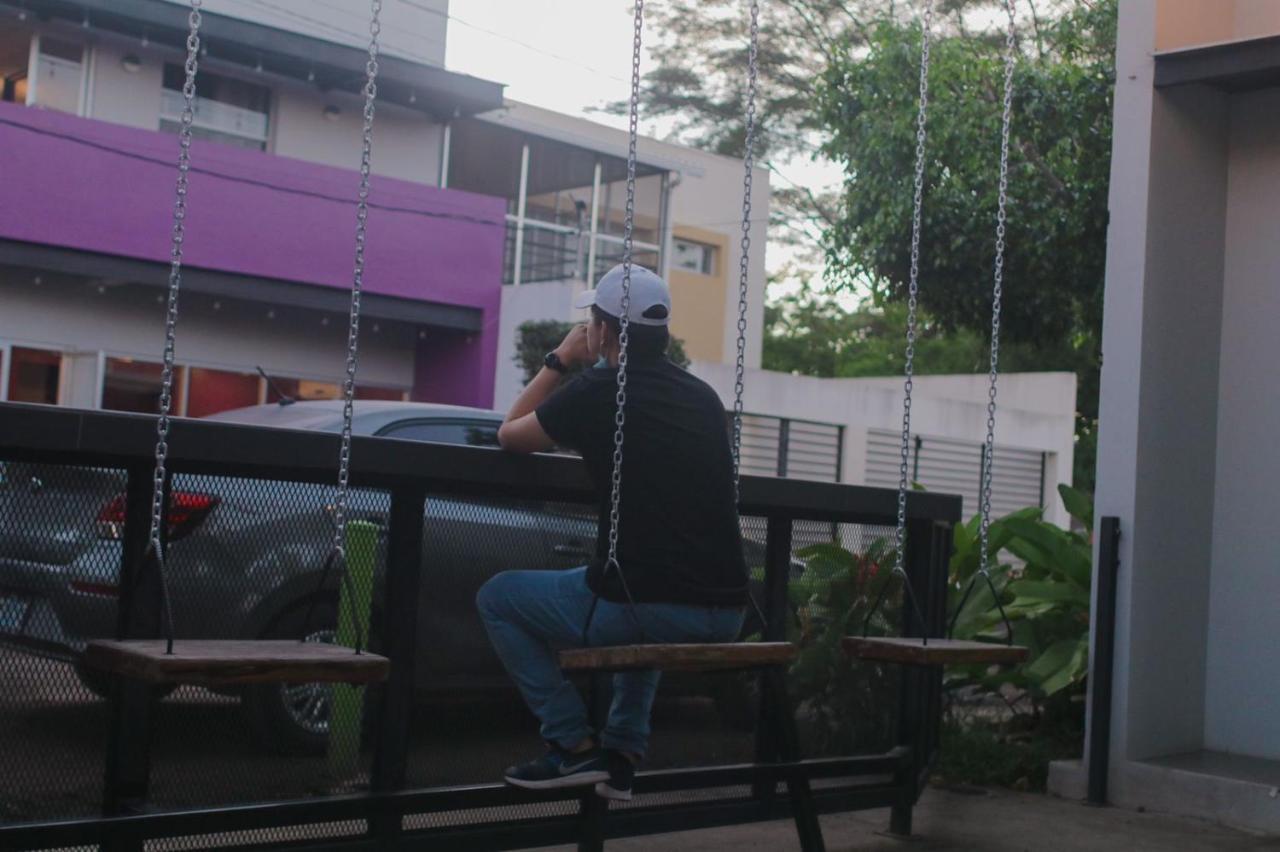 Airport X Managua Hotel Buitenkant foto